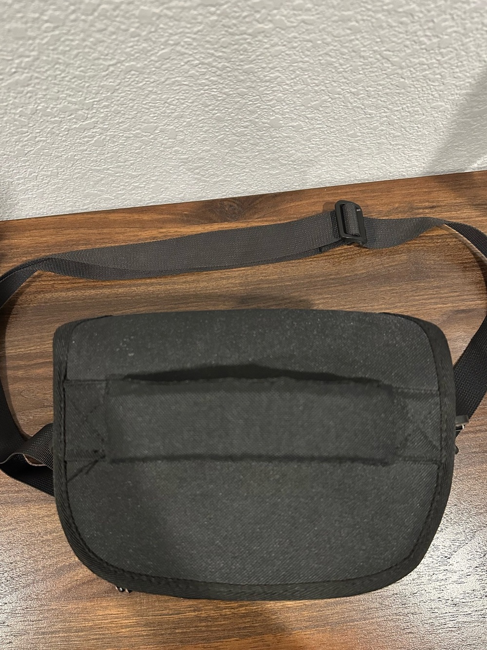 Canon EOS R50 Camera - Picture 11 of 13